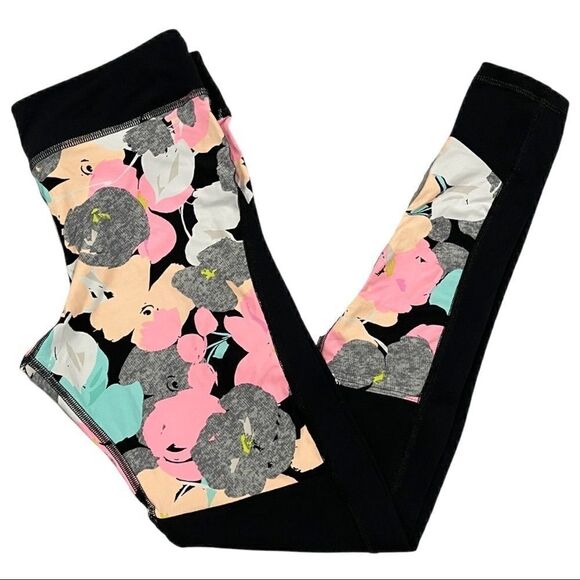 𝅺trina Turk Pop Floral Camo Leggings Sz M - Picture 1 of 12